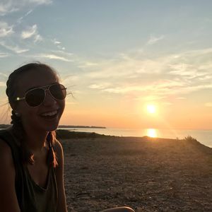 Meet your Posher, Caroline